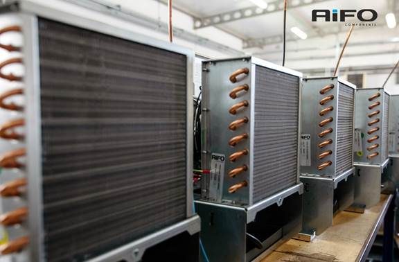 Skraplacze lamelowe – efektywne chłodzenie i oszczędność energii